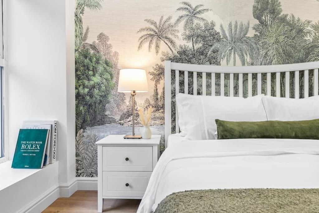 Holiday Home 2Br L 2Ba With Patio-Sleep 6 London Eksteriør bilde